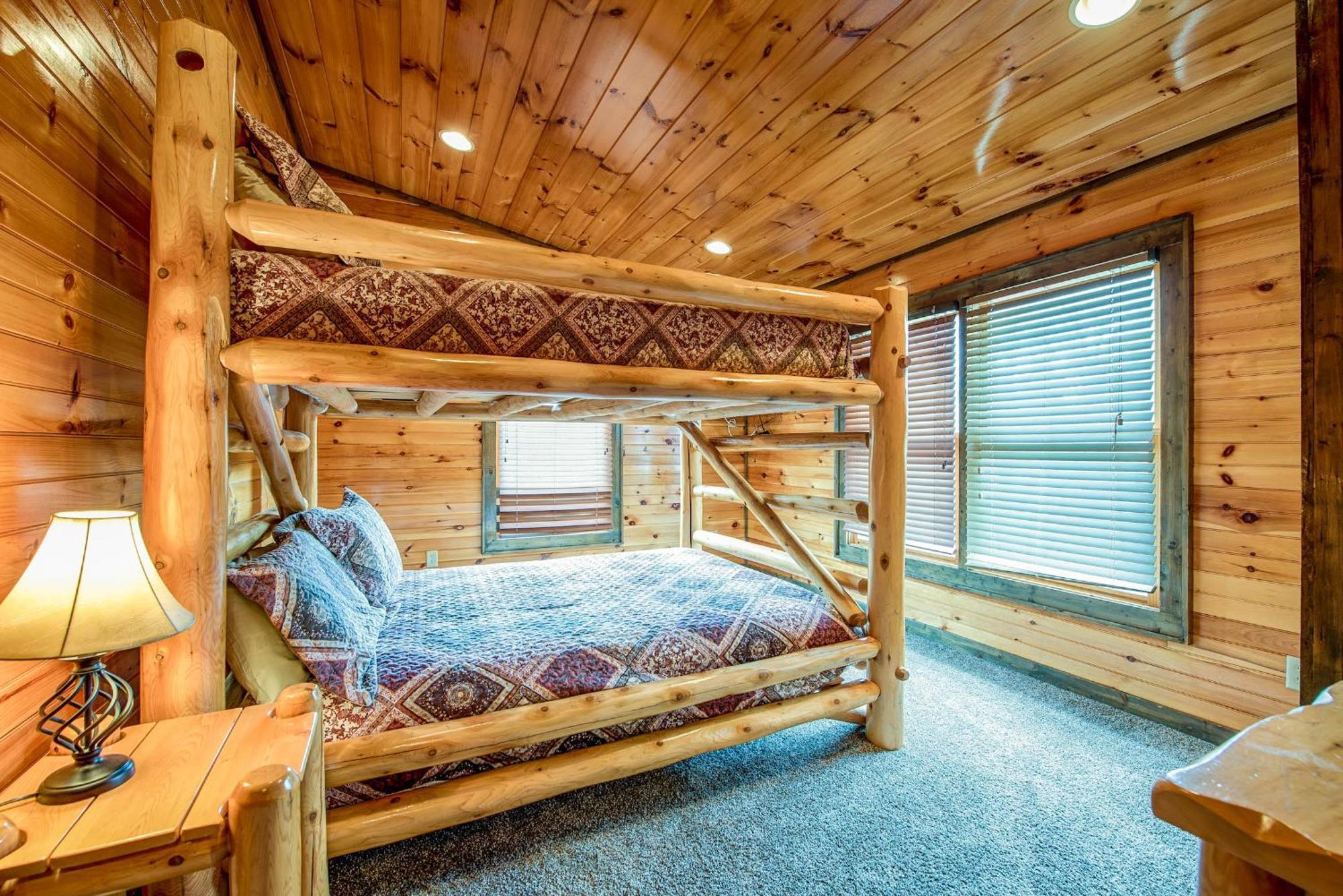 Standing Bear Lodge Gatlinburg Εξωτερικό φωτογραφία